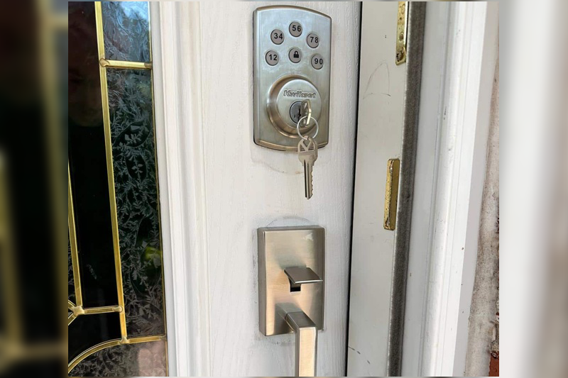 A door with some keys on it